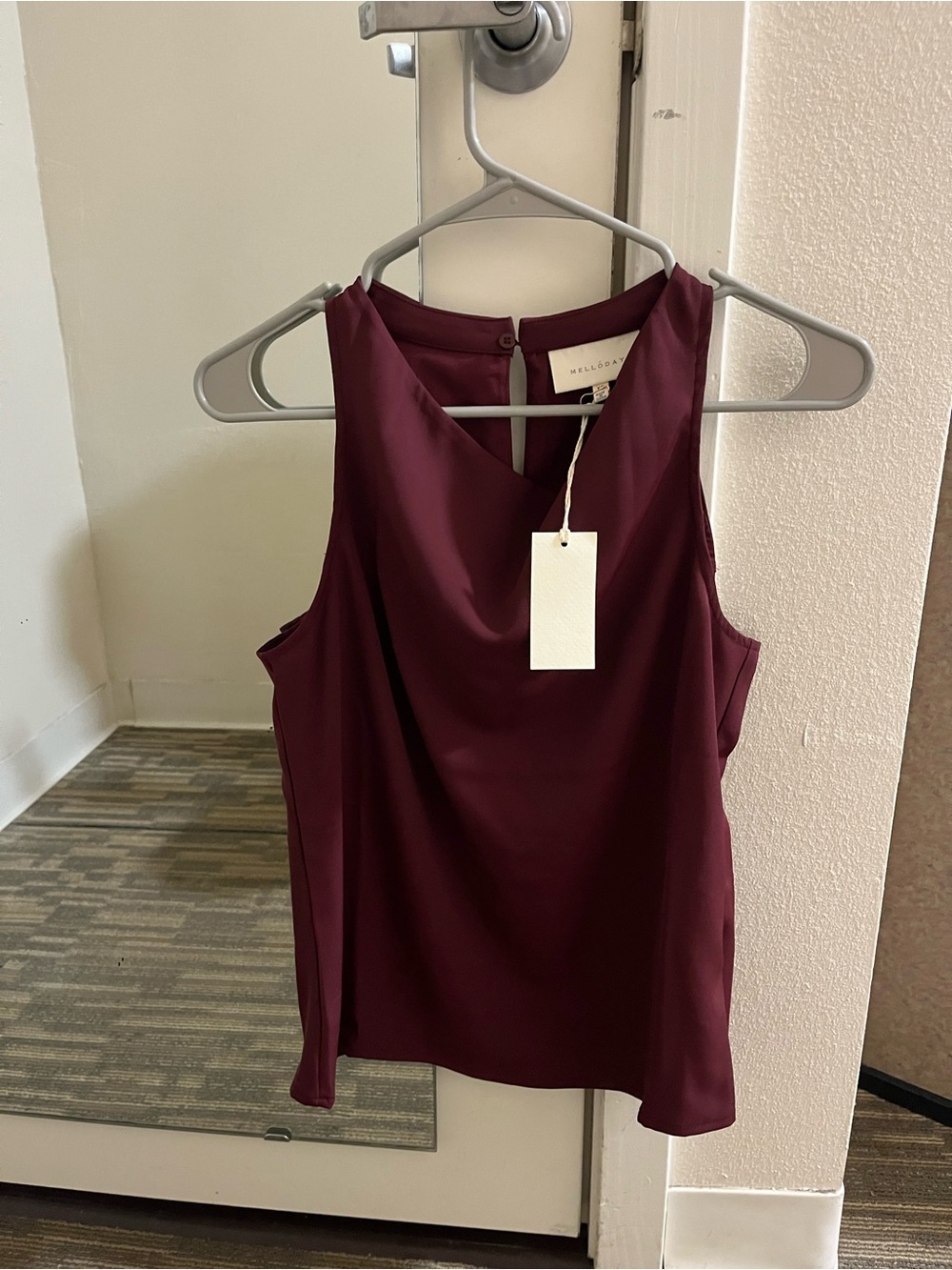 MELLODAY Sleeveless Drape Neck Shell Top - Burgundy